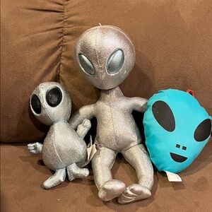 Alien Plush Toy Set - Silver and Blue